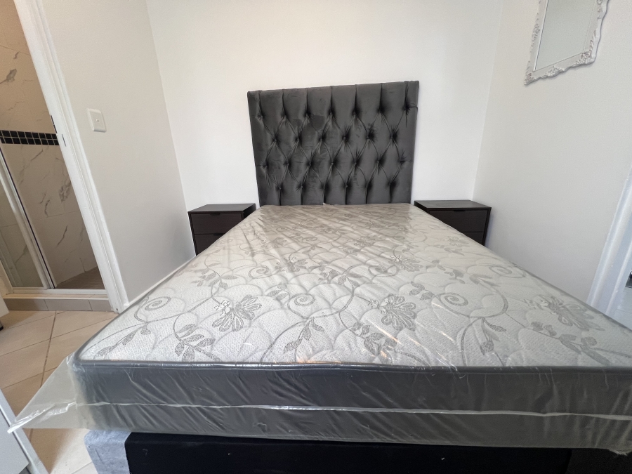 To Let 1 Bedroom Property for Rent in Tijgerhof Western Cape